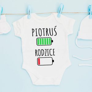 Personalizowane body dziecięce z imieniem i kolorową grafiką.