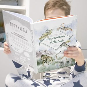 Personalizowana encyklopedia dla dzieci z personalizowaną okładką z grafiką dinozaurów.