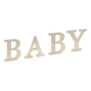 Napis z drewnianych stojących liter baby