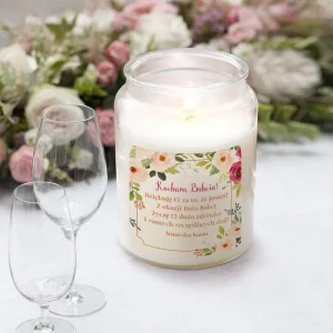 Duża zapachowa świeca dla babci z etykietą z życzeniami dla Babci