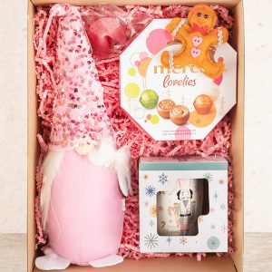 Zestaw świąteczny dla dziewczynki pod choinkę, różowy zestaw prezentowy w kraftowym pudełku z kubkiem i skrzatem