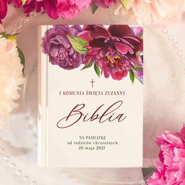 Biblia personalizowana z ilustracjami, okładka personalizowana z imieniem dziecka i różowymi wiatami