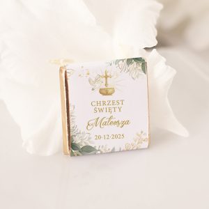 Personalizowa podziękowanie dla gości, słodkie czekoladki na hrzest Święty z personalizowaną etykietą z imieniem dziecka na Chrzest Święty