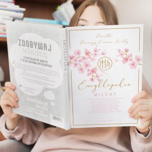 Encyklopedia dla dziewczynki, edukacyjna encyklopedia z ilustracjami i personalizowaną okładką z grafiką Różowych Magnolii