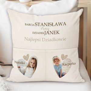 Dekoracyjna poduszka dla dziadków ze zdjęciami wnuczków. Personalizowana poduszka z kieszonkami.