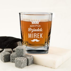 Szklanka do whisky z grawerem i kamieniami do whisky. Personalizowany prezent dla dziadka miośnika whisky