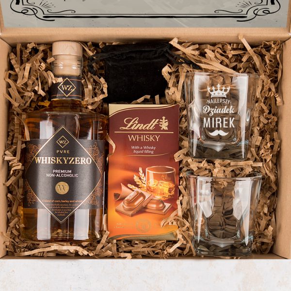 Zestaw prezentowy z bezalkoholową whisky i whiskaczówkami z personalizacją imienia.