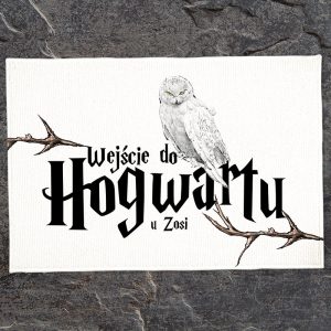Dywanik z napisem "Wejście do Hogwartu".