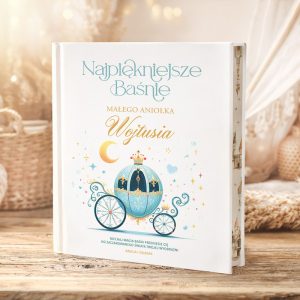 Książka "Najpiękniejsze Baśnie Małego Aniołka Ułojtusia" z kolorową ilustracją na okładce w stylu bajkowym.