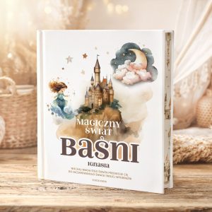 Książka "Magiczny świat baśni" z ilustracją zamku, chmur i postaci w stylu baśniowym.