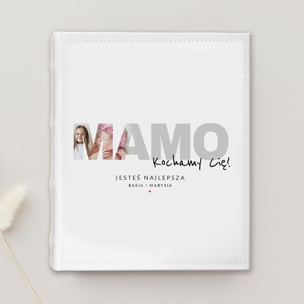 Album na zdjęcia. Pamiątkowy prezent dla mamy. Personalizowana okładka z imieniem i zdjęciem mamy