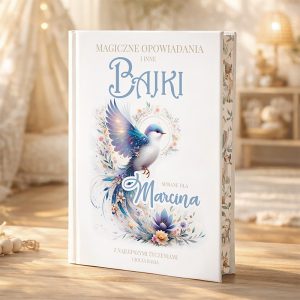 Okładka książki z tytułem 'Magiczne opowiadania i inne bajki', zdobiona ilustracją kolorowego ptaka z rozwiniętymi skrzydłami i kwiatowymi motywami, przeznaczona dla Marcina, z dodatkowymi życzeniami od Cioci Basi.