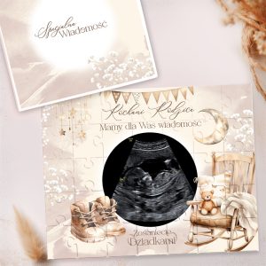 Puzzle z wydrukowanym obrazem USG dziecka, otoczonym elementami dziecięcymi, takimi jak miś i fotelik. W górnej części widnieje napis "Szczególna Wiadomość".