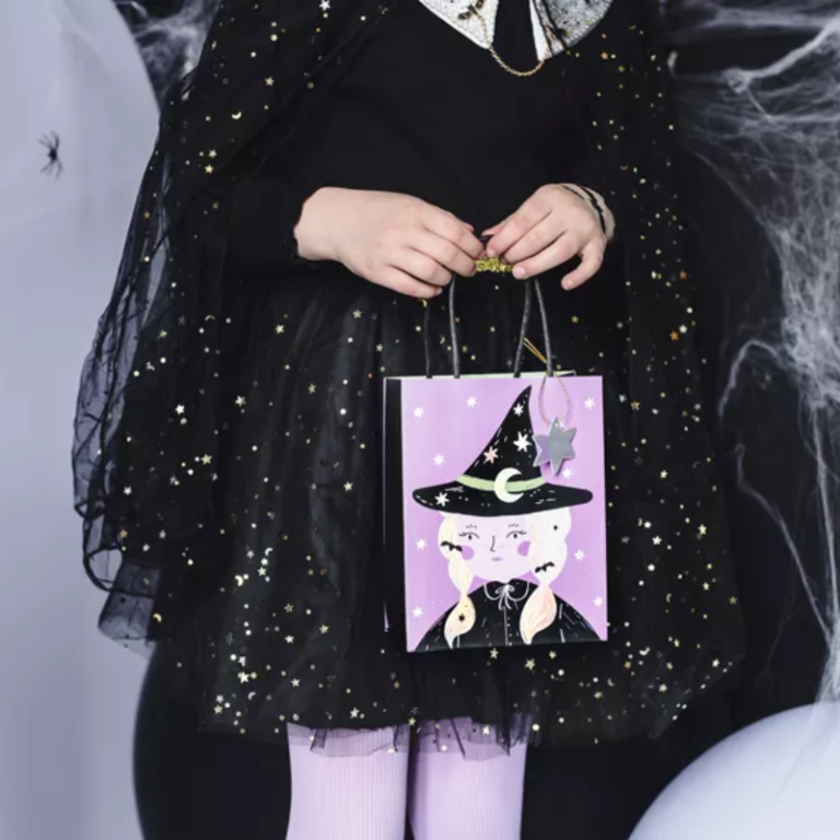 Czy na Andrzejki się przebiera? Przebieranki na Andrzejki dla dzieci