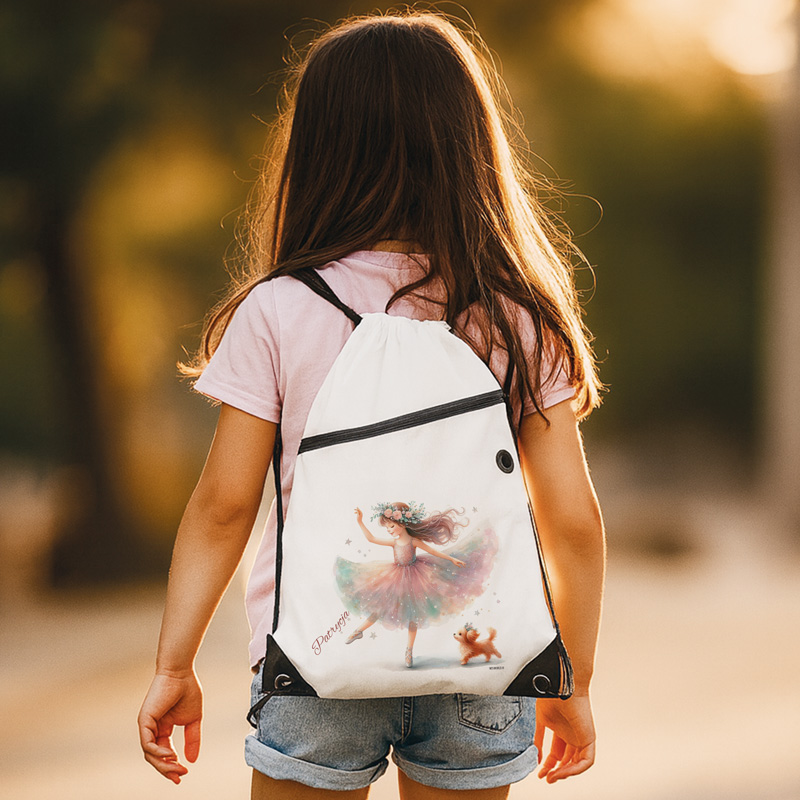 Worek ze sznurkami dla przedszkolaka.