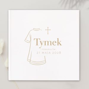 Księga na wpisy gości podczas przyjęcia komunijnego z motywem Alby komunijnej