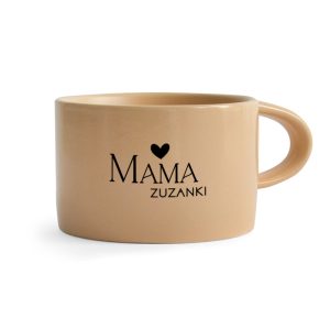 bezowy-kubek-z-imieniem-na-dzien-mamy.jpg Beżowy kubek z napisem "MAMA" i sercem.