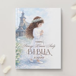 Okładka z ilustracją dziewczynki w białej sukience, trzymającej różaniec, z kościołem w tle. Na książce napis "Biblia".