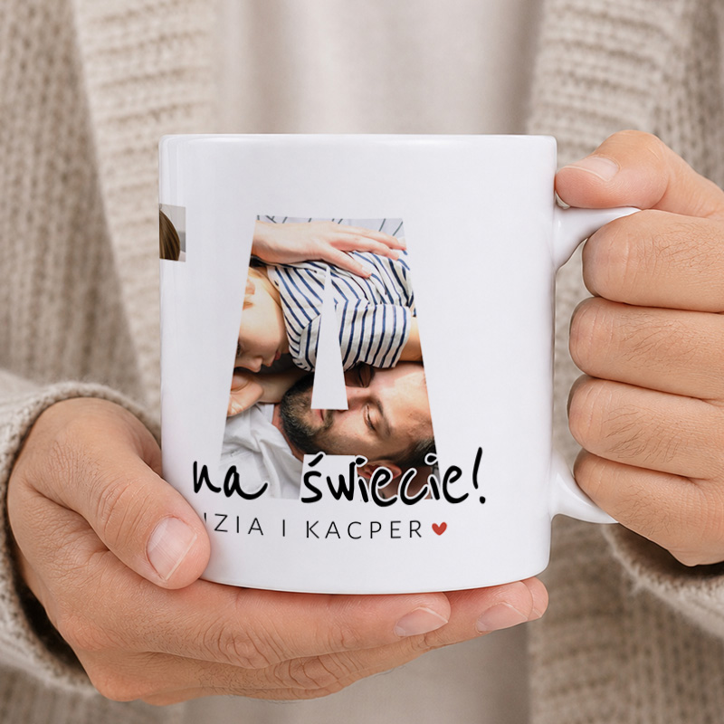 Kubek z personalizowanym napisem oraz zdjęciami