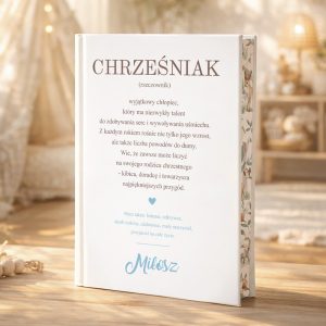 Personalizowana książka z bajkami dla chrześniaka ma okładkę z definicją słowa „Chrześniak” i imieniem dziecka.