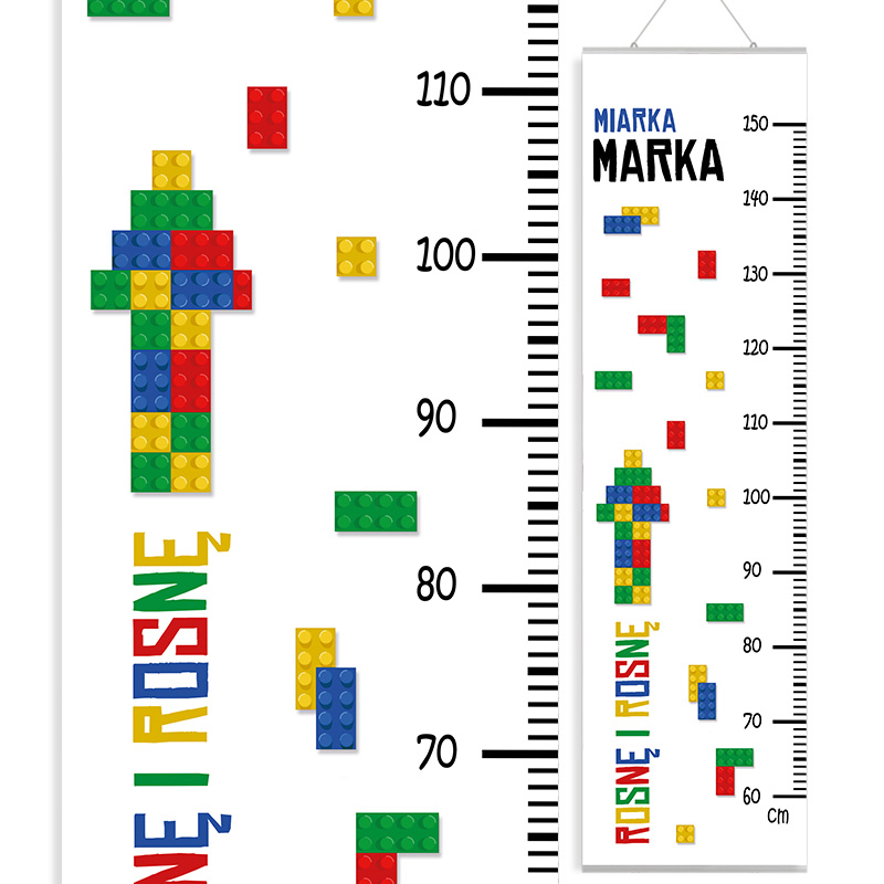Personalizowana miarka wzrostu z imieniem dziecka i podziałką.