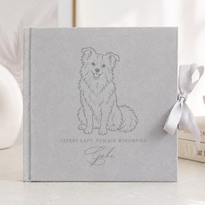 Welurowy album na zdjęcia z ilustracją psa Border Collie.