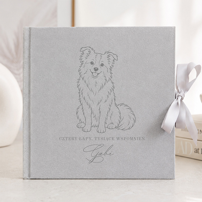 Welurowy album na zdjęcia z ilustracją psa Border Collie.